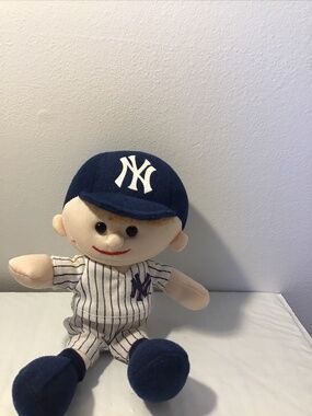 NY Yankees Plush Boy in Jersey with Hat 8”